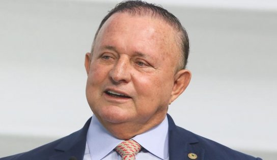 Adolfo Menezes admite interesse de ir para o TCM, mas, por "lealdade" a Rui, diz que indicação é "quase impossível"