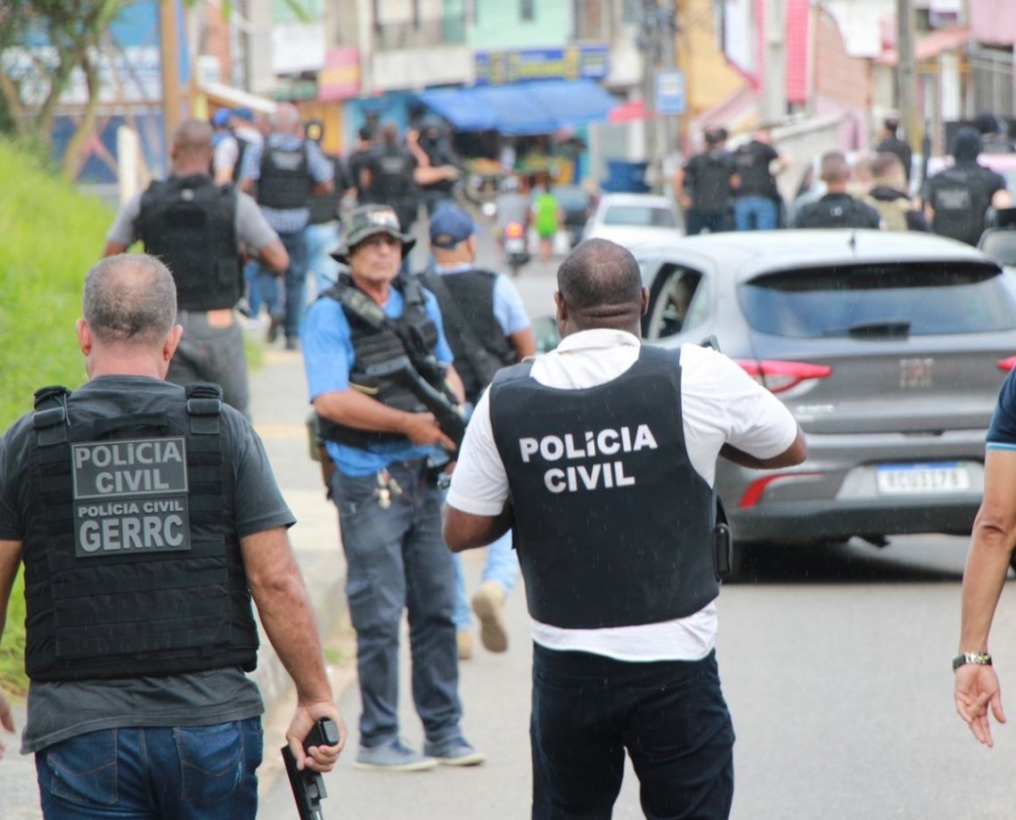 Operação policial combate grupo criminoso responsável por roubos a bares e restaurantes em Salvador