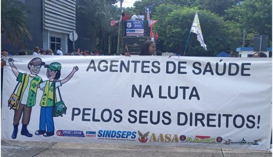 Agentes de Saúde fazem protesto no CAB, em Salvador; cobrança é por plano de carreira da categoria