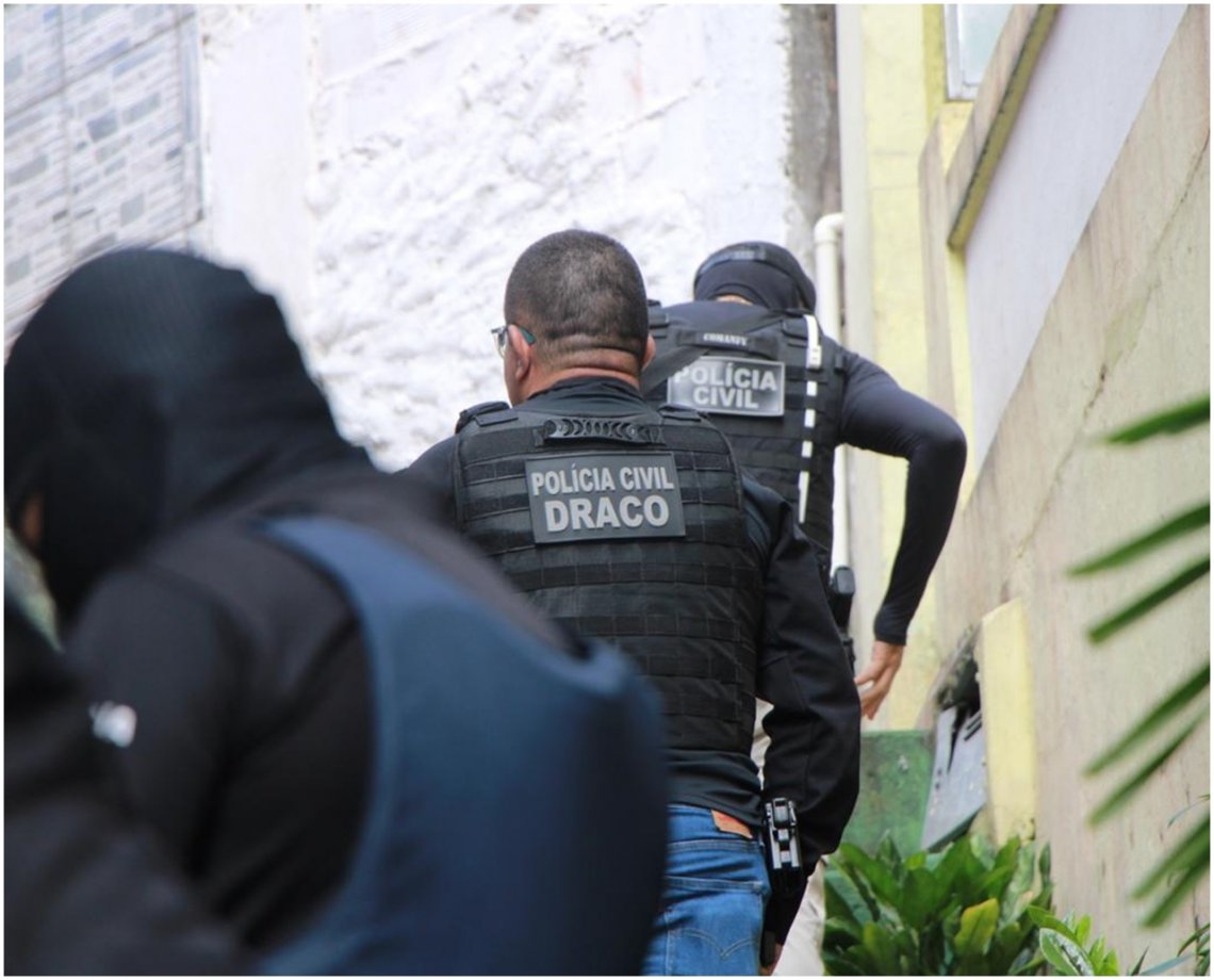 "Contador" do BDM é preso em condomínio de luxo durante megaoperação em Salvador; ele tinha Corolla na garagem