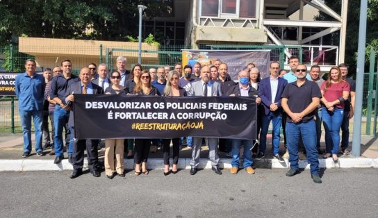 Policiais federais voltam a protestar contra governo federal em Salvador