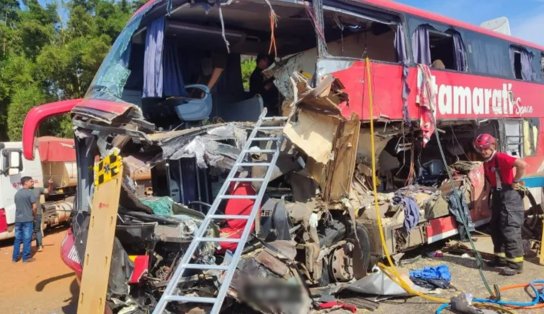 Acidente envolvendo ônibus e carreta deixa 11 mortos no Mato Grosso; motorista do coletivo está em estado grave 