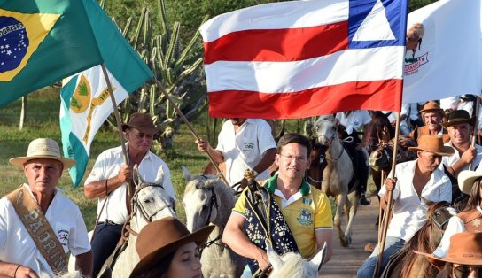 João Roma vai a Itapetinga e levanta bandeira da “Paz no Campo”  