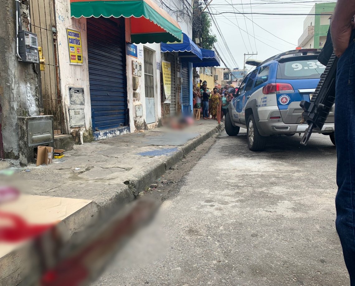 "Motoqueiros fantasmas" executam dois suspeitos de assalto em Salvador