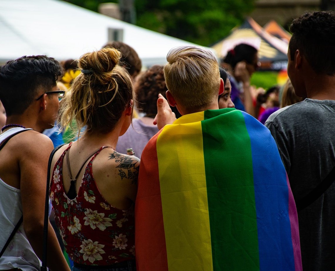 Votação de projeto que pune LGBTfobia é adiada; apreciação deve durar um mês