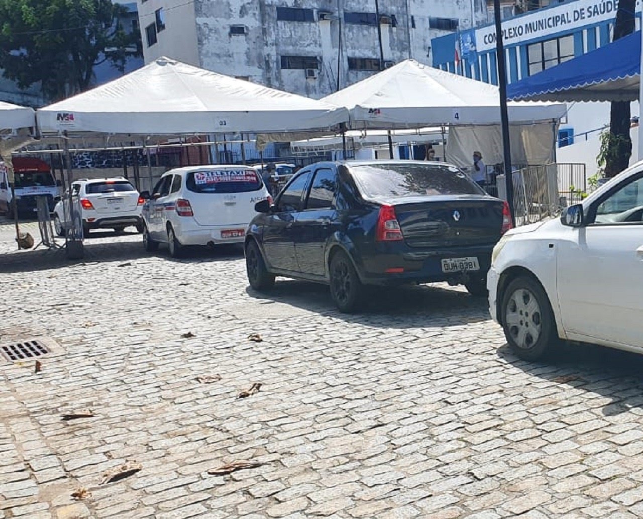 Saiba como funciona o esquema de vacinação contra a Covid-19 em Salvador nesta segunda-feira