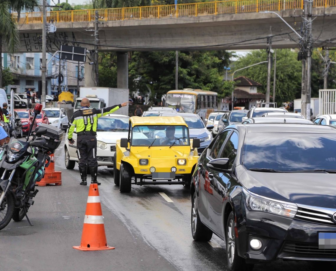 Fabrizzio Muller prevê aumento da frota de carros e pede que população de Salvador use transporte público para resolver problema da mobilidade 