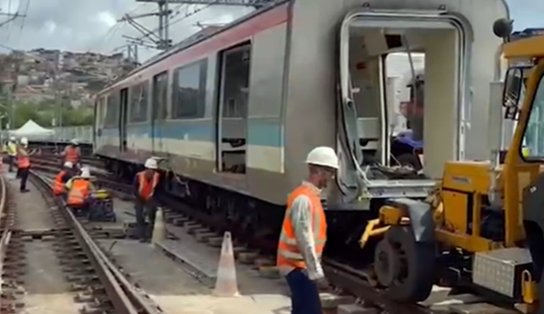 VÍDEO: último trem envolvido em acidente no metrô de Salvador é retirado; operações seguem interrompidas em duas vias