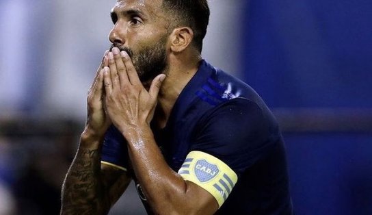 Ex-Corinthians e Boca, argentino Carlitos Tévez oficialmente “pendura as chuteiras”