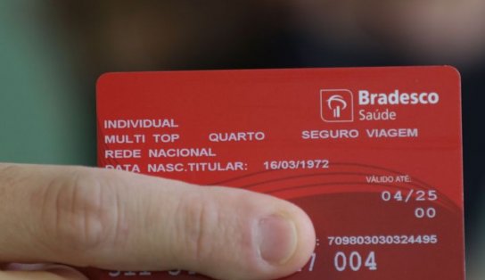 Quase 50% dos brasileiros precisaram ajustar orçamento para não perder plano de saúde 