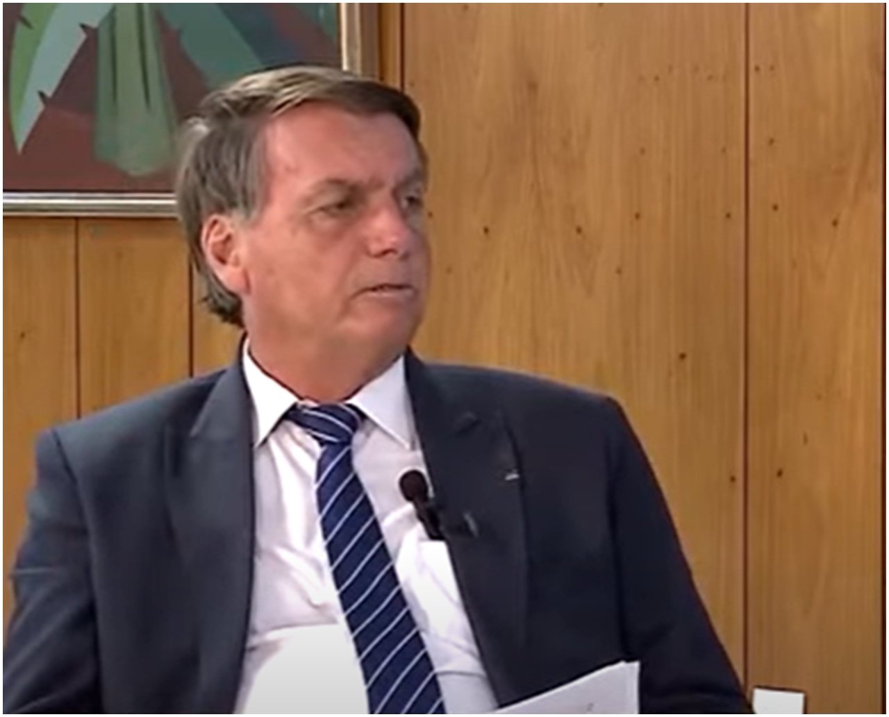 Em entrevista, Bolsonaro diz que “é quase impossível” ele não ganhar no primeiro turno