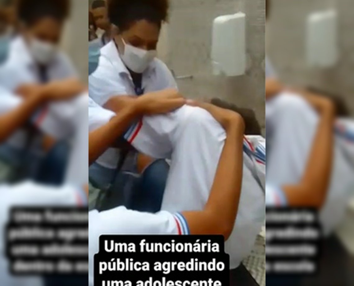 Servidora pública se envolve em briga com colegas da filha que sofria ofensas racistas na escola