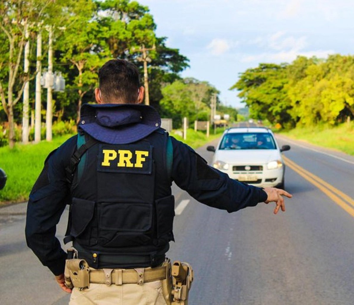 Operação Corpus Christi: ações da PRF visam minimizar riscos de acidentes neste "feriadão"; saiba mais