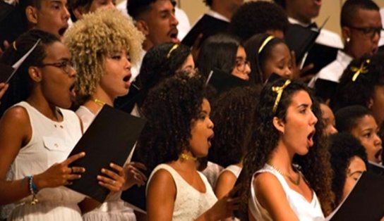 Coro Infantil do NEOJIBA estreia neste domingo a ópera “Jeremias Fisher - A História do Menino Peixe”; saiba mais