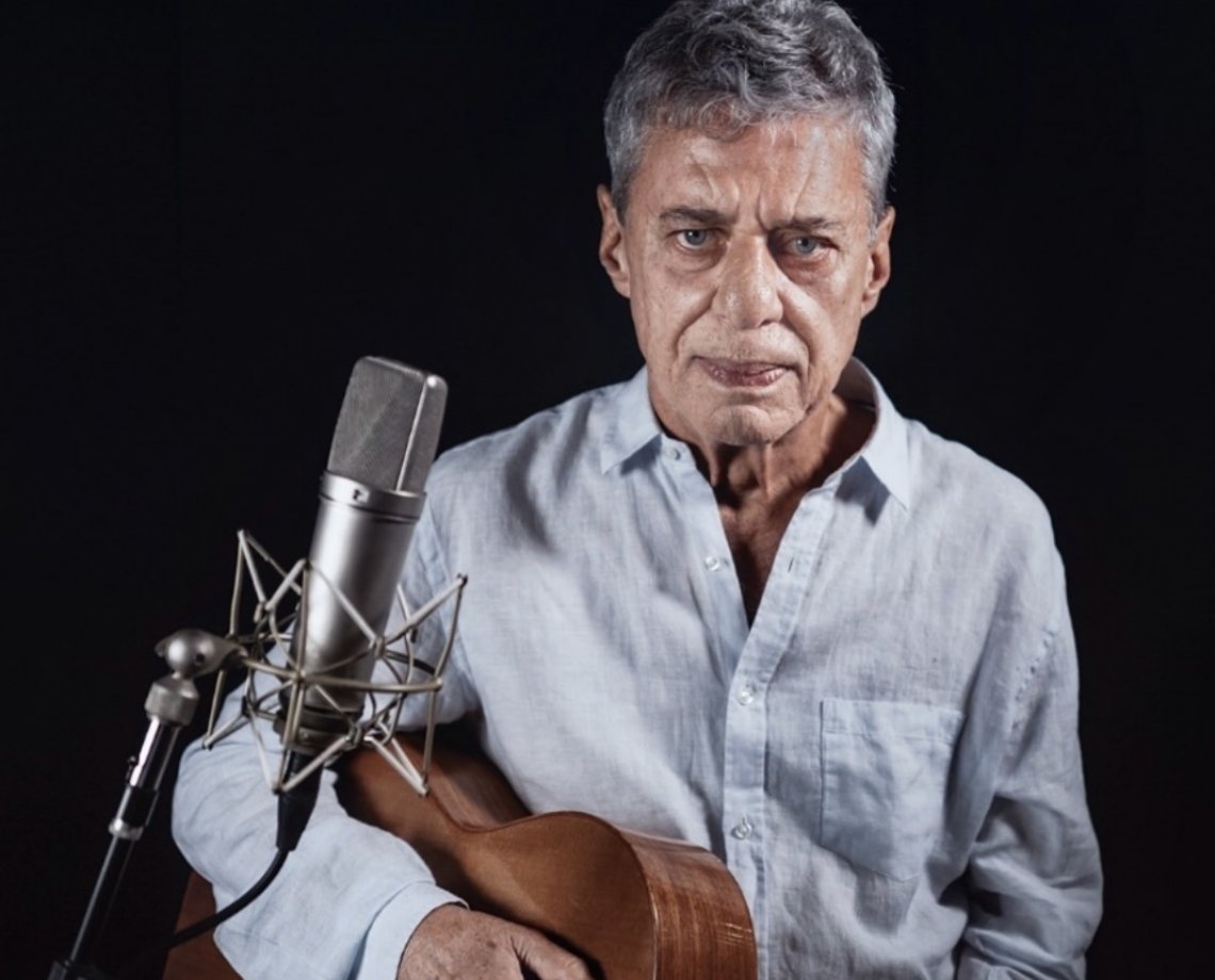 Chico Buarque anuncia show para novembro em Salvador em turnê com música inédita