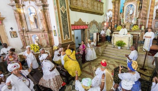 Missa para os três santos de junho é celebrada na Igreja do Rosário dos Pretos; festas também animam Centro Histórico