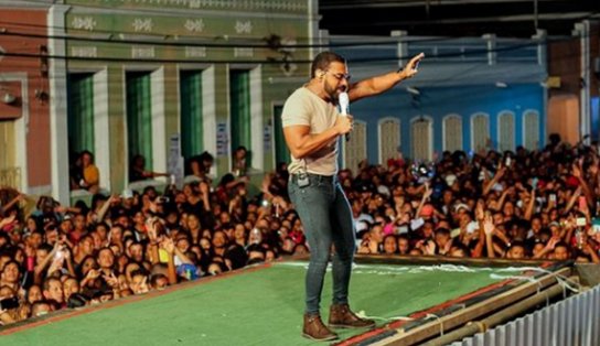 VÍDEO: Pablo reclama de uso de celular durante show e viraliza; "guarda e curte o show!"