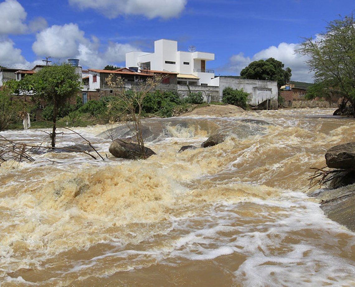 Evento discute gestão das águas, monitoramento das enchentes, educação ambiental e sustentabilidade na Bahia