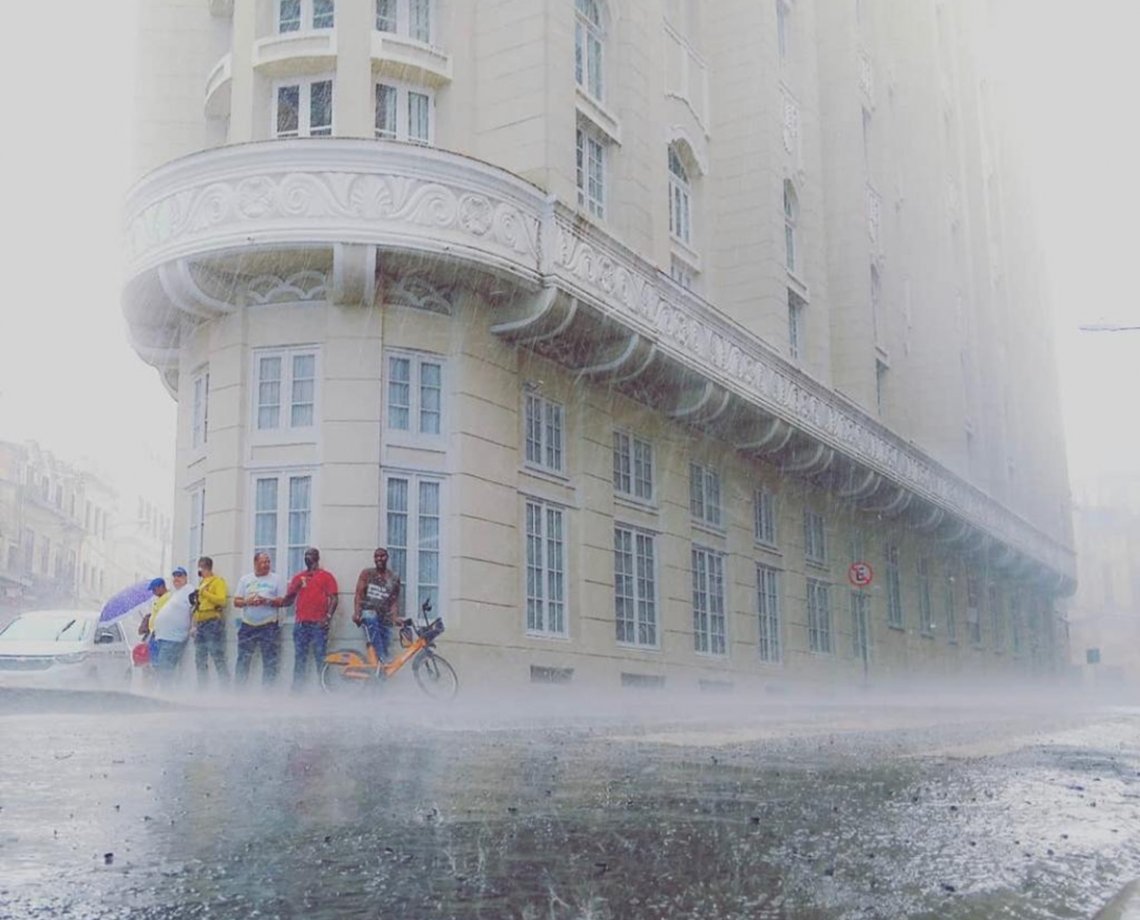 Salvador tem noite mais fria do ano e previs&atilde;o mostra tend&ecirc;ncia de mais baixas; veja n&uacute;meros  