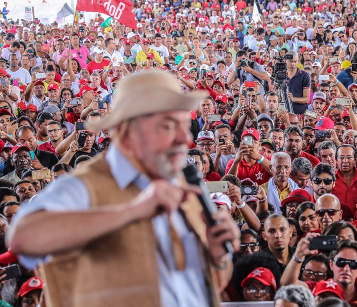 Equipe de Lula estuda ao menos 30 minutos de caminhada do ex-presidente no Dois de Julho