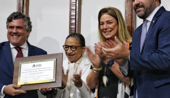 Proposto por Adolfo Viana e Mansur, título de Cidadão Baiano é entregue ao empresário João Eça