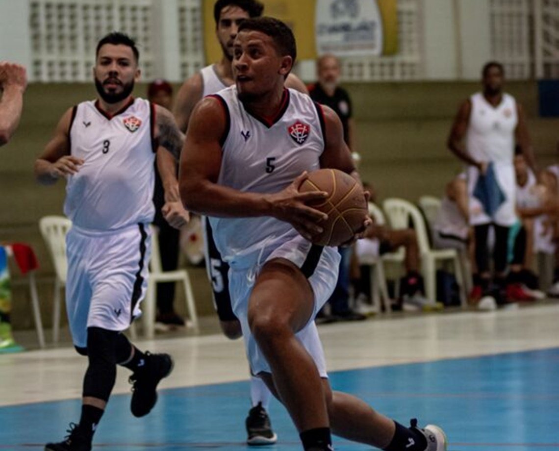 Duelo de leões: Vitória vence o Sport e se torna campeão da Liga Nordeste de Basquete