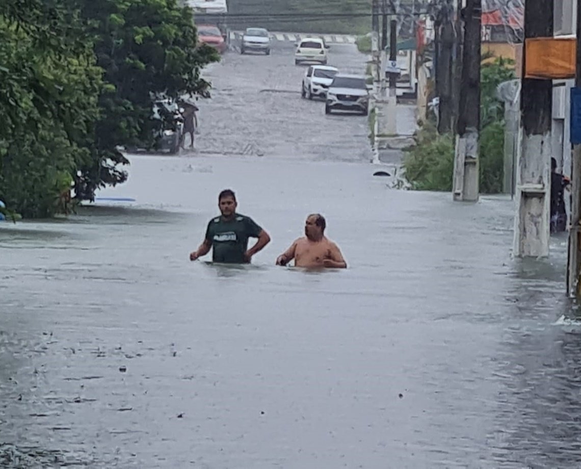 Natal decreta estado de calamidade pública devido às chuvas; choveu cerca de 264 milímetros em três dias