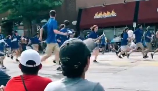 VÍDEO: desfile de Independência dos Estados Unidos termina em tiroteio e deixa ao menos seis pessoas mortas