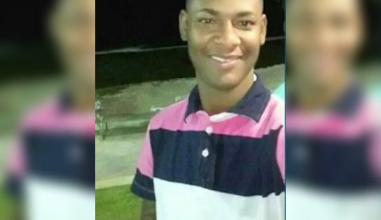 “Foi obrigado a entrar num carro preto”, diz mãe de jovem desaparecido em São Cristóvão