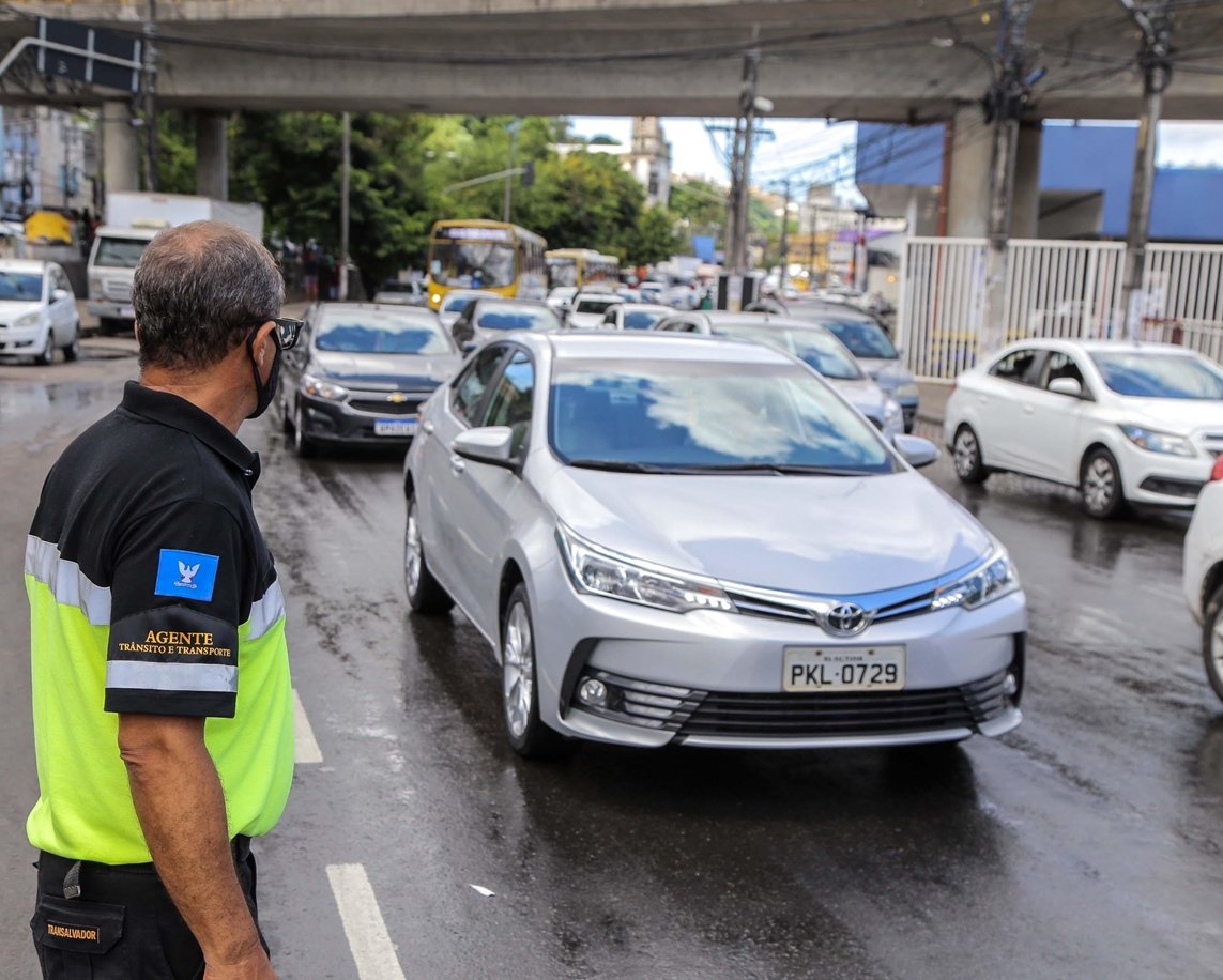 Fim de semana terá interdição no Itaigara e alterações na Orla; confira os detalhes