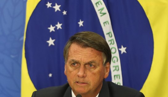 Bolsonaro comenta assassinato de Marcelo Arruda e questiona jornalista: "o que tenho a ver?"