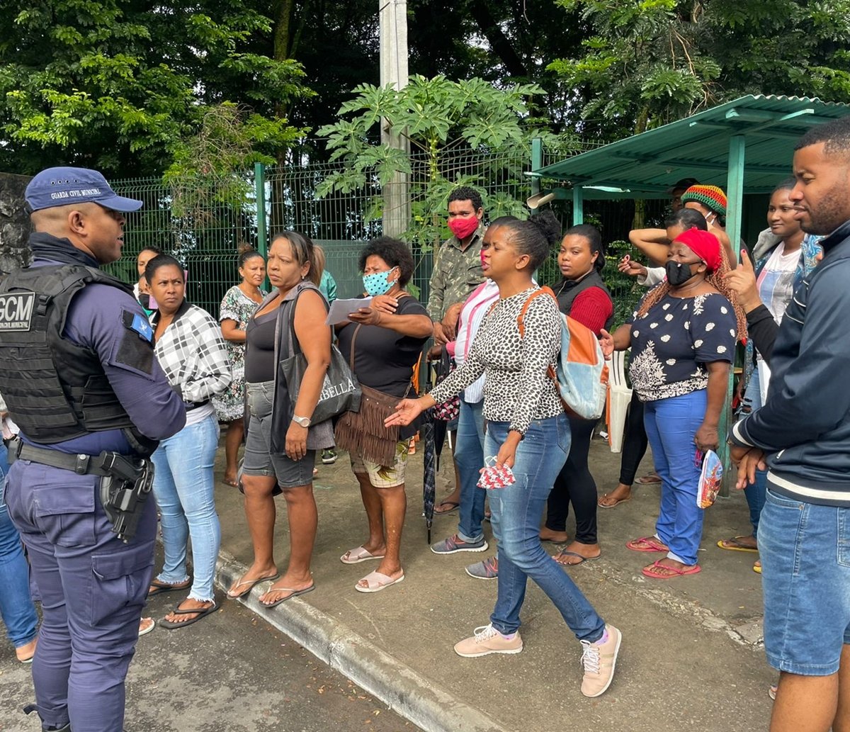 Recadastramento do CadÚnico: grupo dorme na fila em São Marcos, mas senhas acabam logo e situação gera revolta 