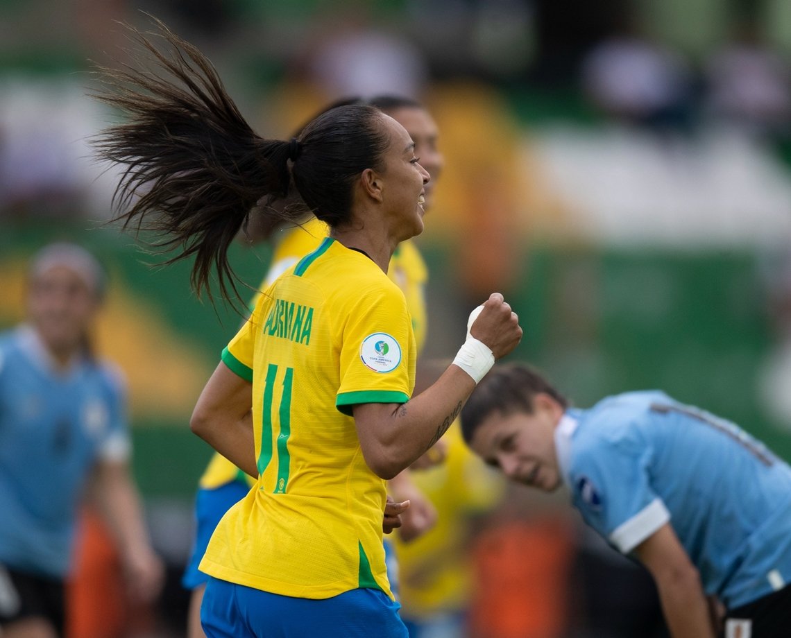 Brasil derrota Uruguai por 3x0 e mantém 100% de aproveitamento na Copa América