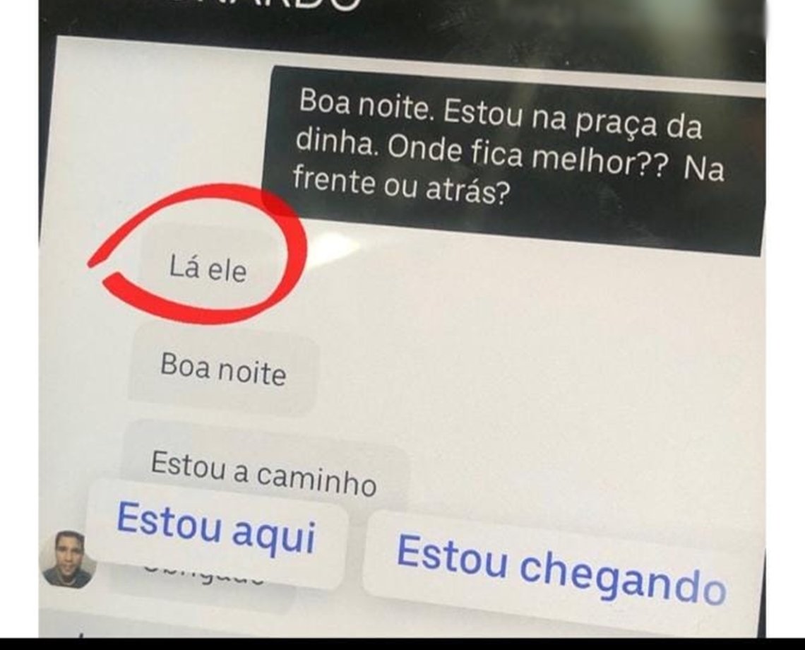 Jovens tentam situar motorista de app e viralizam com baianês; "é melhor na frente ou atrás?"