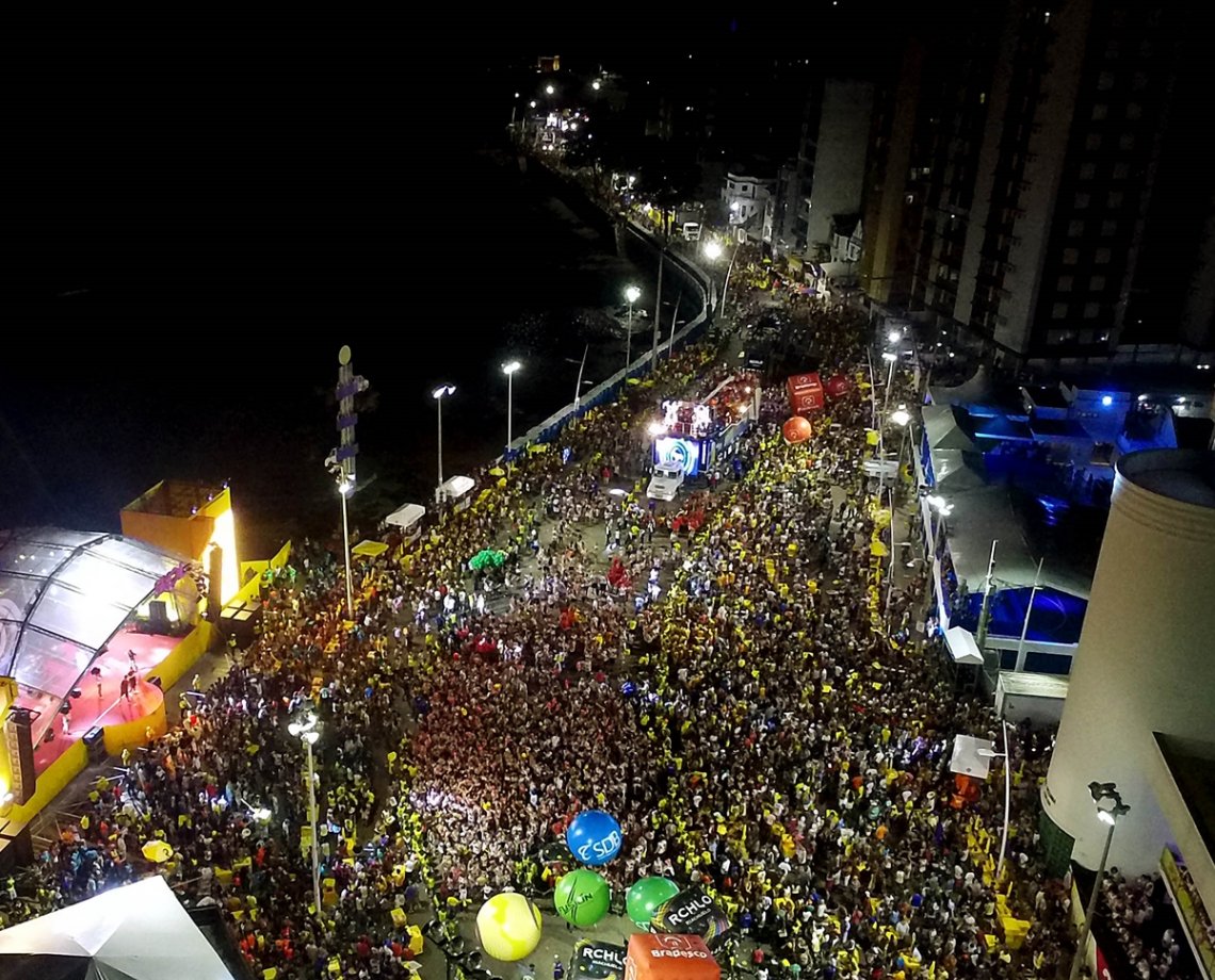 Mudança do Carnaval para a Boca do Rio: em reunião com o Comcar, Isaac Edington diz que há preconceito contra o bairro; "tachado pela violência" 