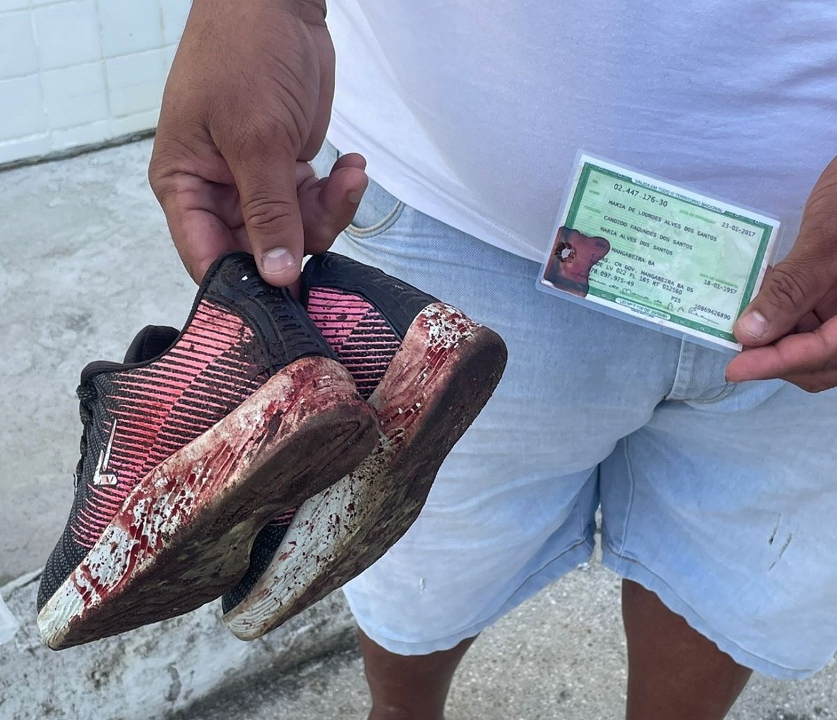 Idosa é baleada praticando caminhada durante troca de tiros entre criminosos e PMs na Avenida Barros Reis