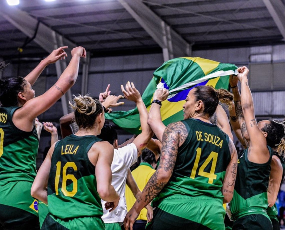 No último segundo: Brasil bate Argentina em casa e conquista 27º título no Sul-Americano de Basquete Feminino