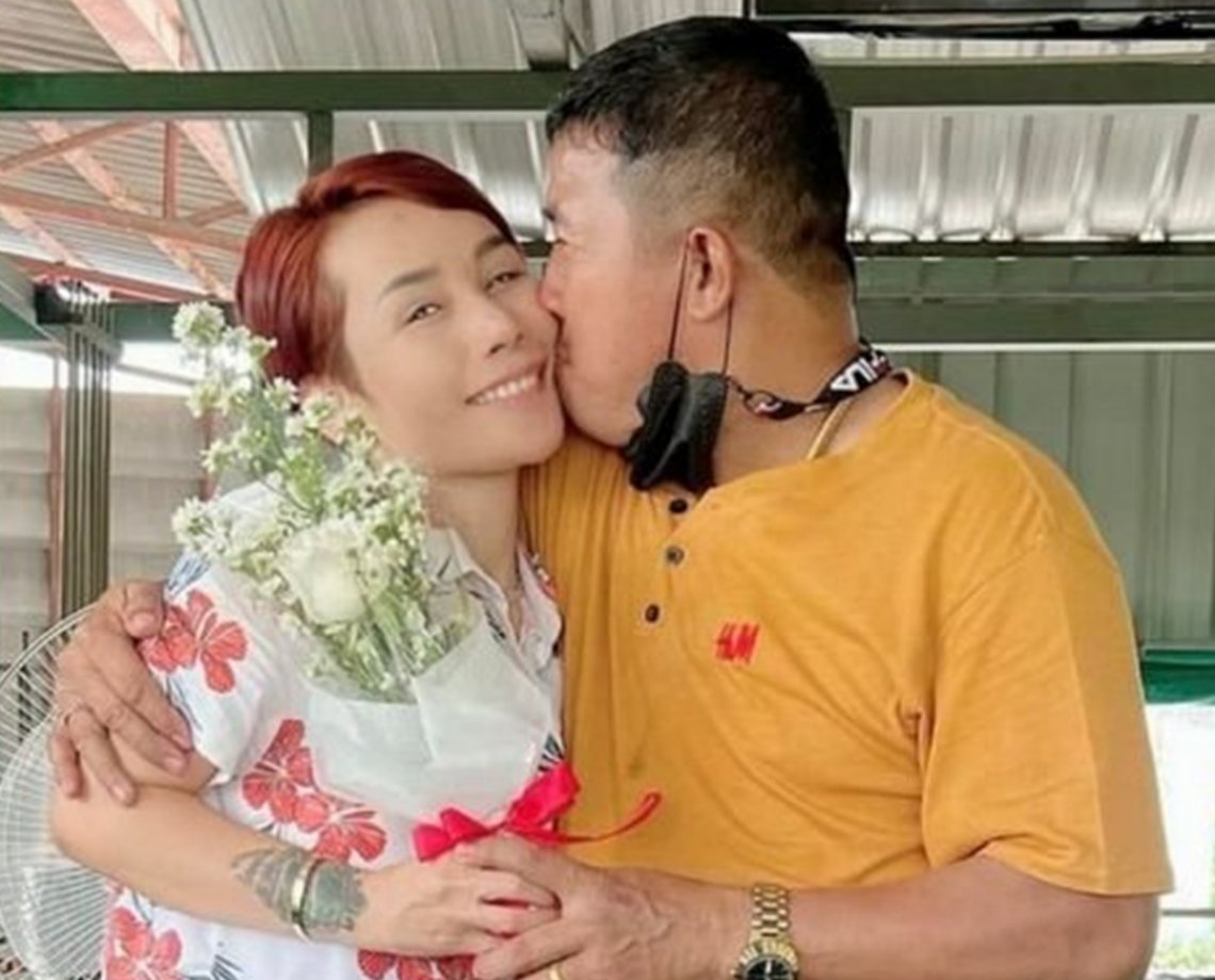 Mulher oferece salário de cerca R$ 2 mil para cargo de amante do marido