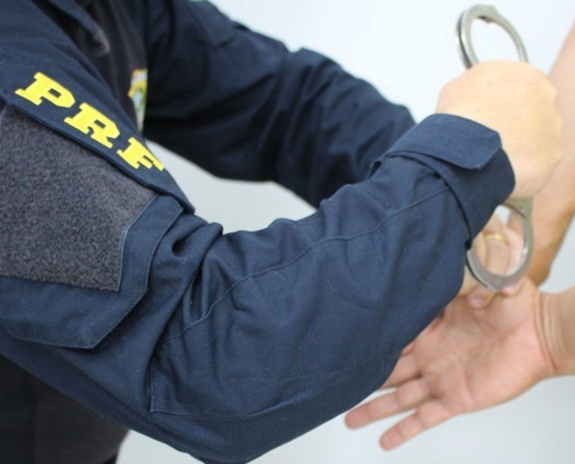 "Toma aqui os 50 reais": ele queria dar "onça" para PRFs na Bahia, mas não colou; entenda