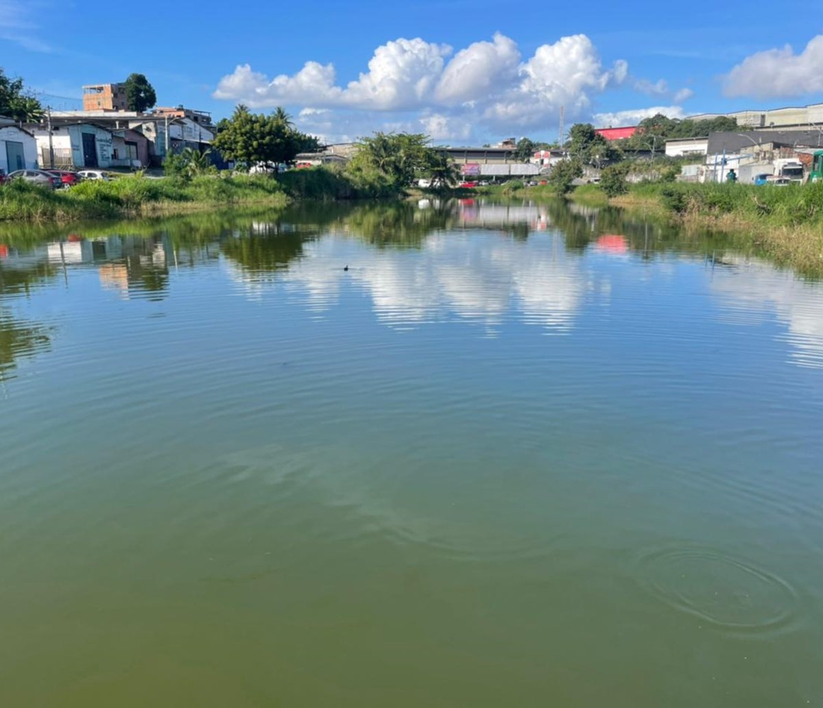 Moradores denunciam abandono da Lagoa do Urubu, em Salvador