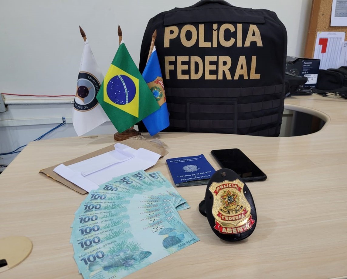 Baiano é pego no “flagra” após receber dinheiro falso pelos Correios, no interior da Bahia 