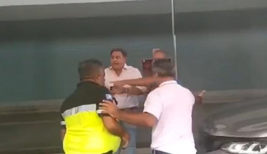 “Abuso de autoridade da indústria da multa da Transalvador”, diz Jonga Bacelar sobre briga com agentes da Transalvador