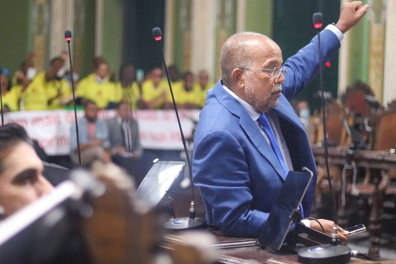 Suíca diz que ACSs e ACEs lutaram e conseguiram a derrubada dos vetos; “Vereador representa o povo”