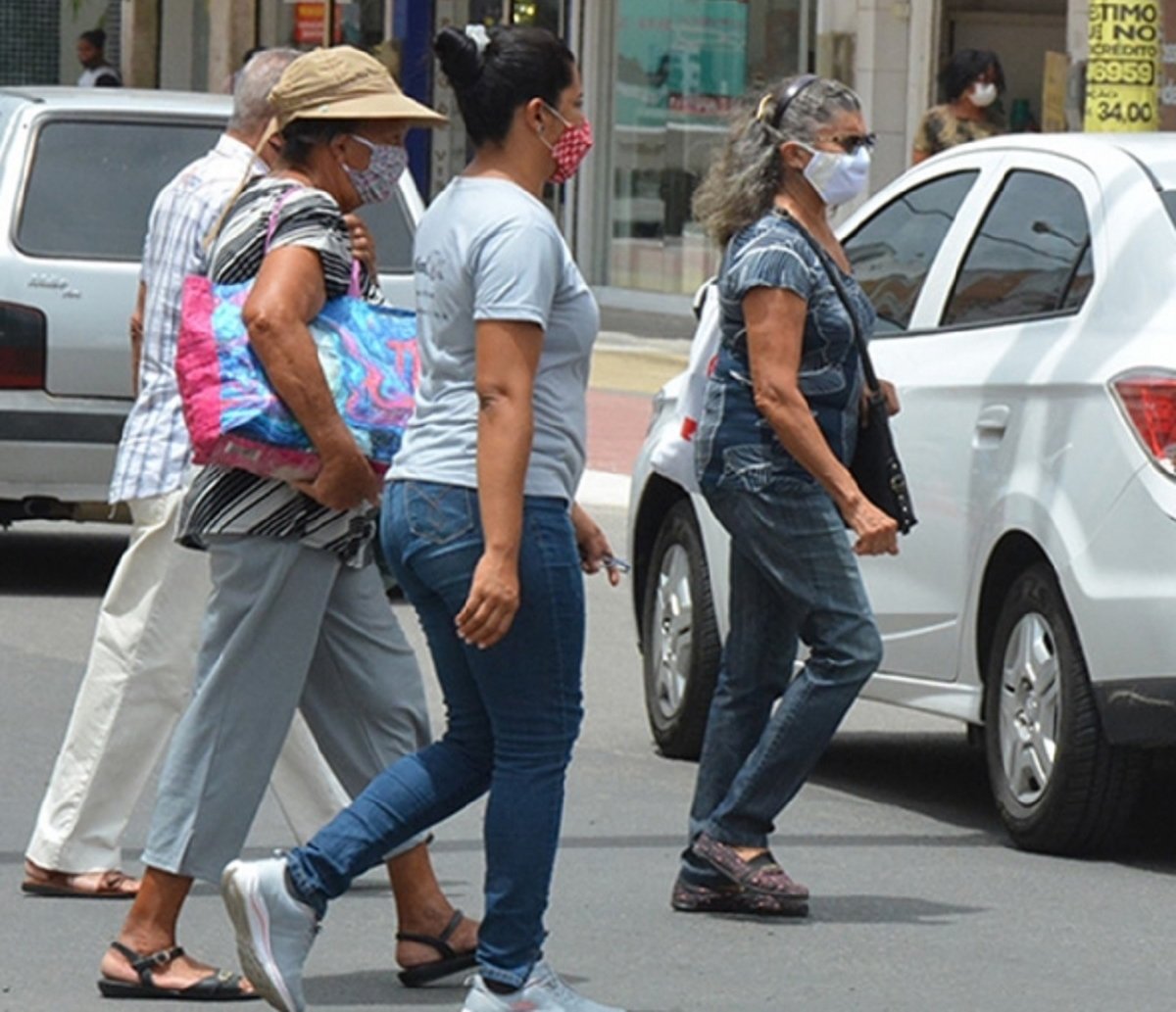 Após cancelamento de Micareta, uso de máscara é recomendado em Feira de Santana; saiba mais