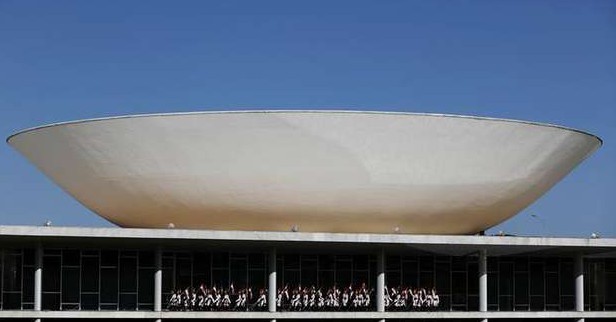 Senado deve votar projeto que eleva pena para crime hediondo