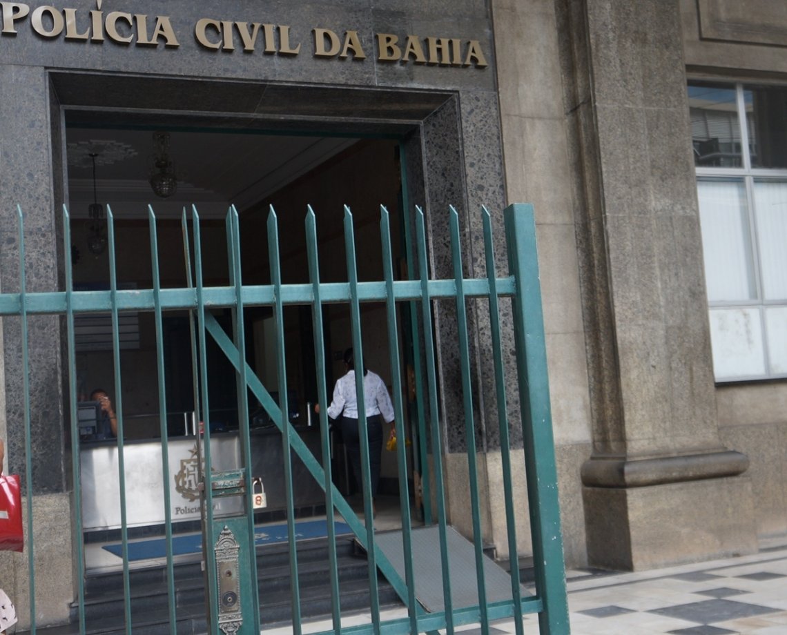 "Juca Matador": policial envolvido em mortes e que tinha ligação com "Ravengar" volta à Polícia Civil da Bahia após ter sido demitido; conheça história