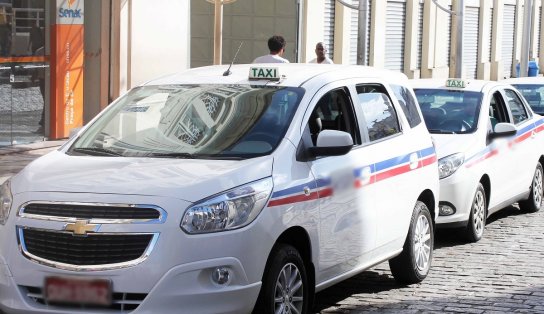 Atenção taxistas! Transferência de alvarás serão retomadas a partir da próxima segunda, em Salvador