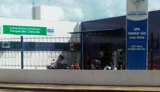 Mulher é prensada por caminhão dentro de garagem e morre em Salvador; marido fazia manobra 