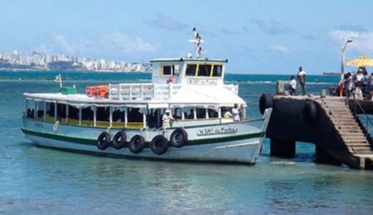 Mau tempo: Travessia Salvador-Mar Grande e escunas de turismo seguem suspensas; linha para Morro de São Paulo é feita com conexão