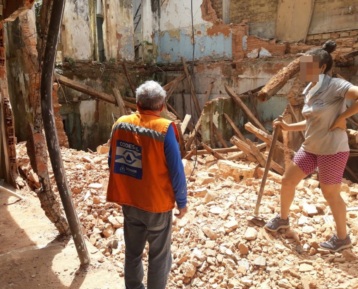 Casarão desaba no bairro de Nazaré, em Salvador; ninguém ficou ferido